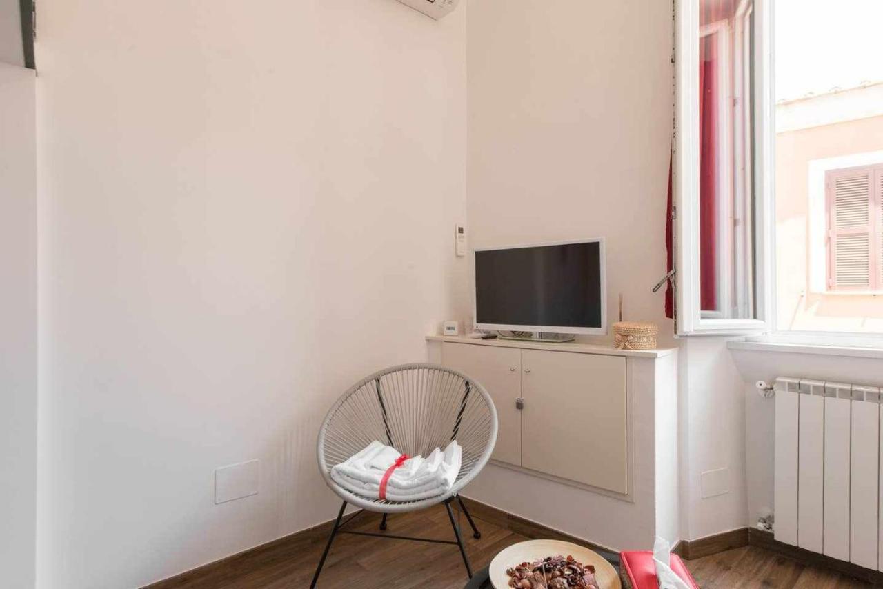 Little House In The Centre Nettuno Appartement Buitenkant foto